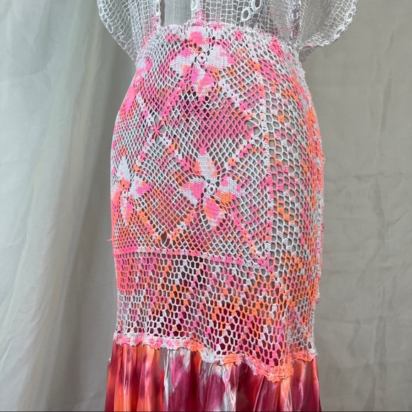 VTG Crochet Mesh Tie Dye Maxi Dress/Beach Cover Up in Pink and White - Picture 10 of 16